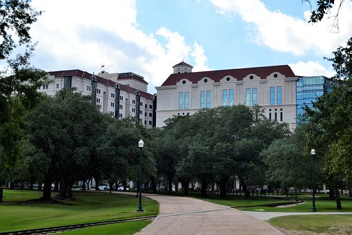 高中孩子突然不想上學了的原因