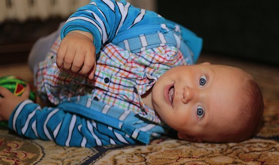 接受職業教育或培訓獲得相關職業技能和知識