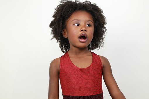 4. 專業指導:選擇有經驗和資質的教師和舞...