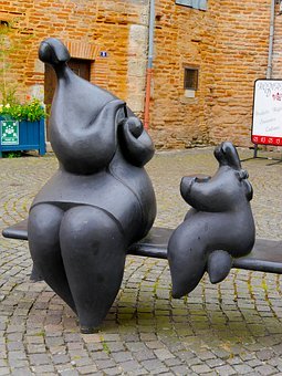 �����ϸ�һͻȻ׃�У����L��(y��ng)ԓ���ⷸ��4���e�`