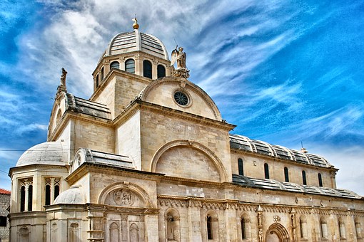 9歲女孩叛逆期表現(xiàn)