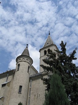 一年級的孩子叛逆怎么回事