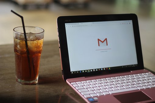 �������ڵĲ����Ŭ������