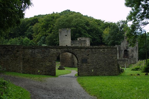 初二叛逆期的男孩如何去溝通