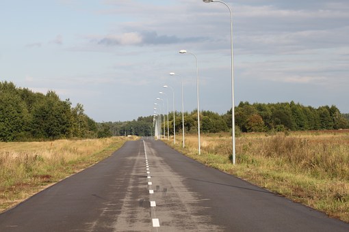 孩子沉迷手機聊天家長該怎么做