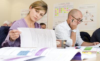 ��ĸ�Ľ�ɫ�c؟��