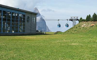 建立信任關系,了解孩子的情況