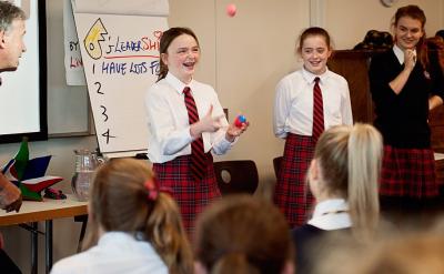 4. 做功課當中的點心或宵夜, 具有[ 再繼續...