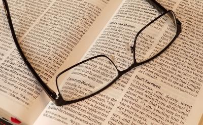 �ڽ�Q���}�r���Ą�ӏĲ�ͬ�ĽǶ�˼����...