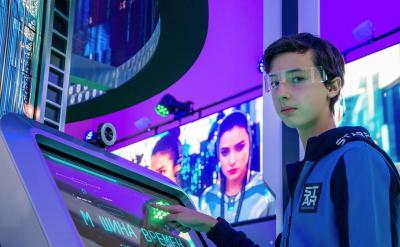 有些單詞的詞形十分相近。在記憶時可采用比...