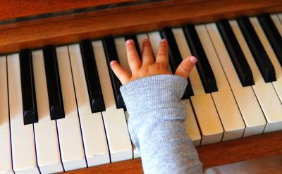 類比思想不僅使數學知識容易理解,而且使公...