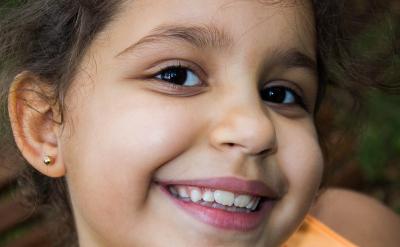 父母是孩子的第一任老師,我們要尊重、關(guān)心...