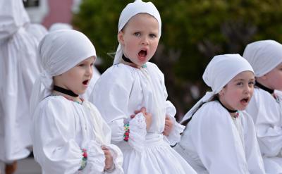 �h�����˵�Ӱ푲��ݺ�ҕ��һ����M����ļ�...