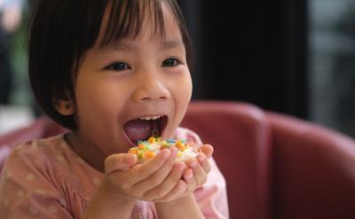 �e�O���ӌWУ�M���ĸ�헻�ӣ�һ�W�ځ�����...