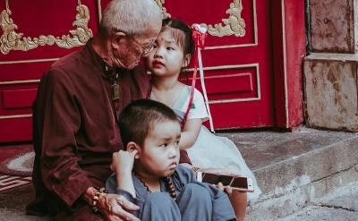 4、目前常用的酶制劑有四類:蛋白酶、脂肪...