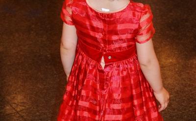 3. 結合案例具體情節,分析行為是否符合法...