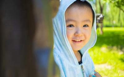 第一,家長多抽時間跟孩子談有關學校的話題...