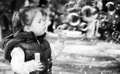 (5)設(shè)置課外閱讀欄目,滲透“STS”教育,...