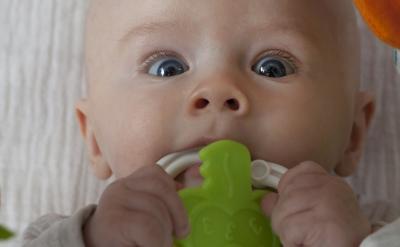 篇5:高考英語作文萬能開頭技巧