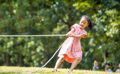 定期與教師進(jìn)行溝通,對(duì)老師的要求積極性配...