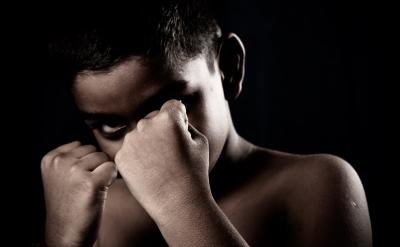 改善建議:家長應該學會傾聽和理解孩子的感...