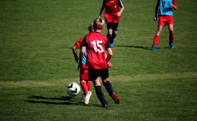 ���L�ͺ��ӿ���һ���ռ����N���X��Ĺ��º�...