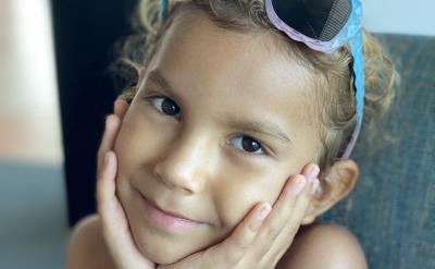 1出示掛圖,引導(dǎo)學(xué)生看圖:圖上畫的是什么...