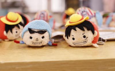 父母應(yīng)該密切關(guān)注孩子的成長(zhǎng),并在需要時(shí)...