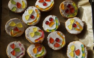 家庭與幼兒園攜手培養(yǎng)幼兒自理能力