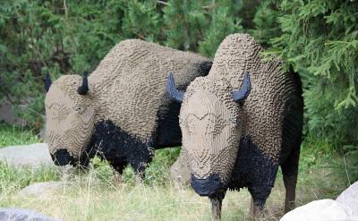 例:手機短信方便了人們交流溝通,也被少數...