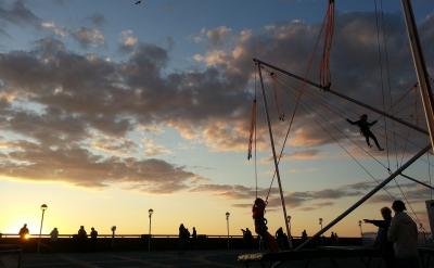 通過一學(xué)期來的努力,通過新的課標(biāo)的實(shí)施學(xué)...