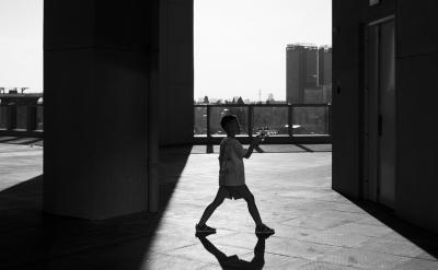 2. 總是否認打擊孩子的家庭